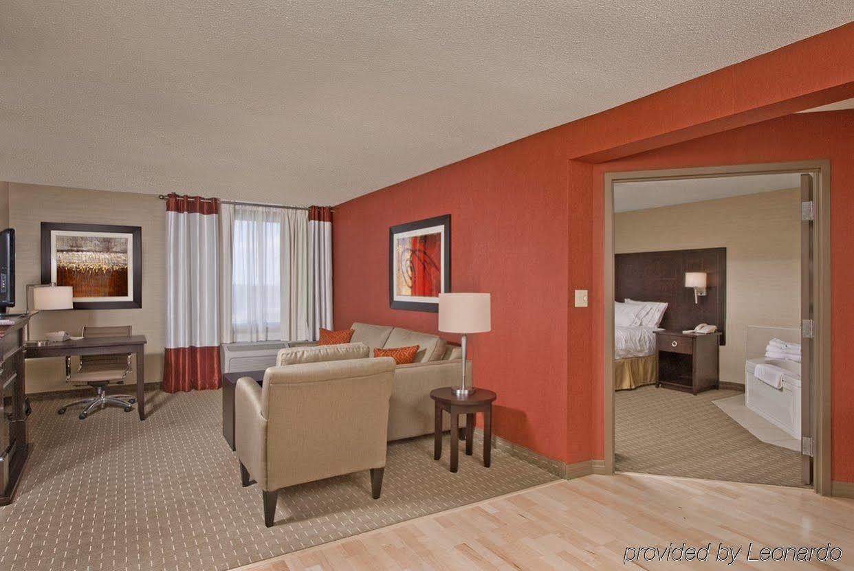 Holiday Inn Express Hotel & Suites Chatham South By Ihg Rum bild